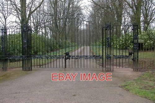 Photo entrance gates and - ,