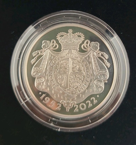 The platinum jubilee her - of,