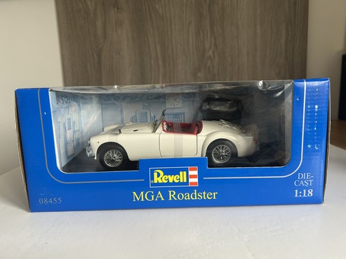 Revell scale mga roadster - 1:18,
