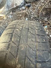 1x Tyre Tread 255 65 16