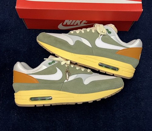 Uk9 air max 1 designed - uk9.5,