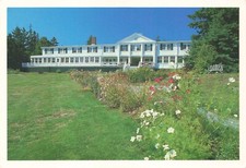 Postcard ME Cape Newagen Seaside Inn Boothbay Harbor Flower Garden Bench Resort