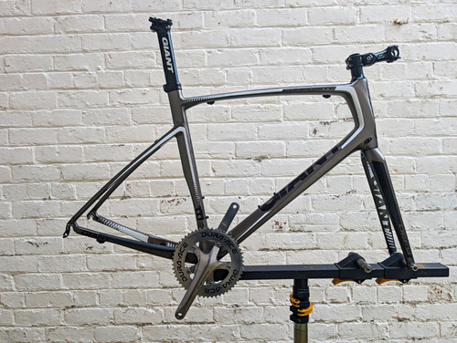 Giant defy composite carbon - composite,