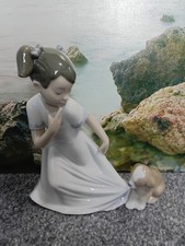 Nao By Lladro Let Me Go In Her