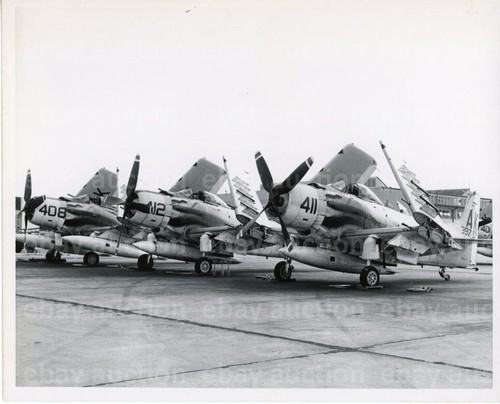 Douglas skyraider original - skyraider,
