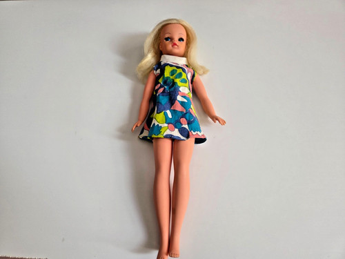 Vintage pedigree sindy 033055x - pedigree,