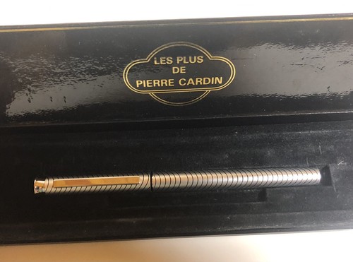 Les plus pierre cardin - plus, de