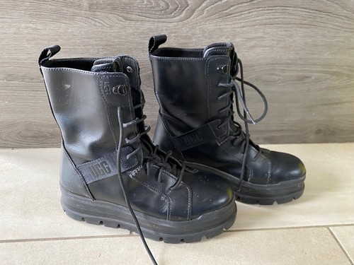 Ugg leather boots size - , 6-