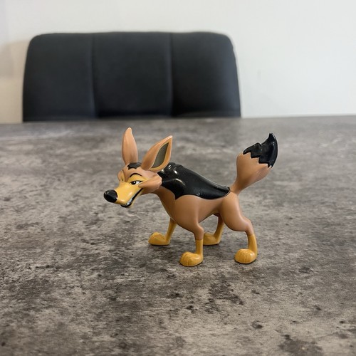 Reirei rei - rei, jackal