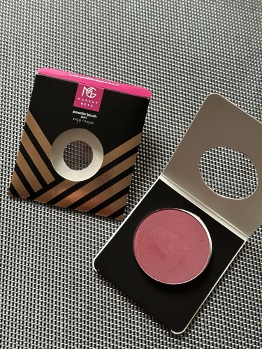 Makeup geek matte powder - matte,