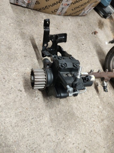 Genuine diesel pump - , nissan