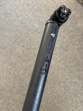 USE Duro Carbon Seat Post 31.6