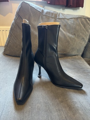 River island size black - river,