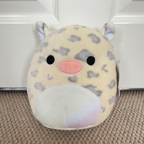 Nia the pig - , squishmallow