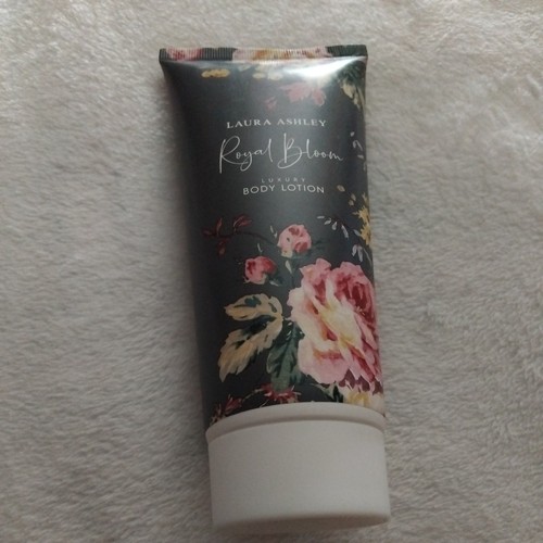 Laura ashley royal bloom body - laura,