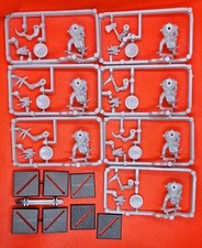 Warhammer Fantasy Lizardmen Saurus Warriors Games Workshop OOP 1990s Job Lot