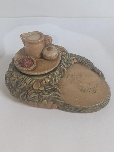 Pendelfin milk jug stand - jug,
