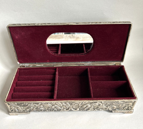 Vintage ornate metal jewellery - metal,