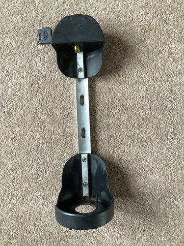 Bottle base mounting plate - base,