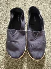 Next Boys Navy Plimsolls Size