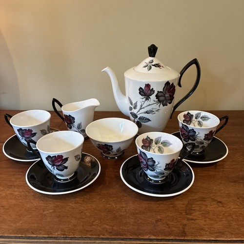 Royal albert bone china - royal,