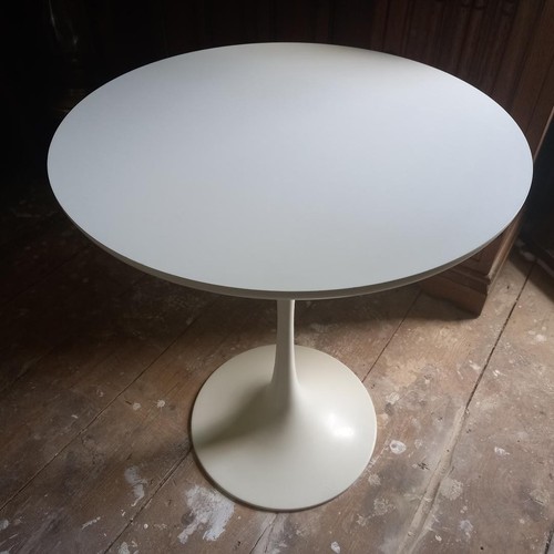 Arkana white tulip side table