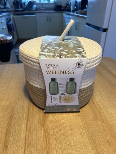 Baylis harding wellness - harding,