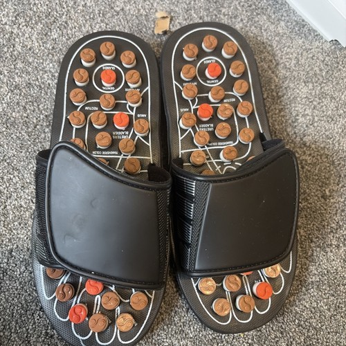 Feet massaging sliders - feet,