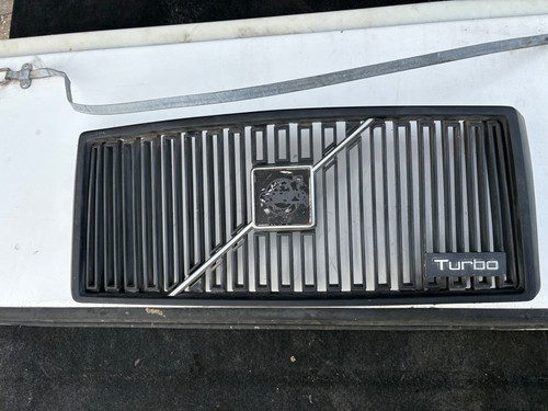 Volvo 240 turbo grille - 240,