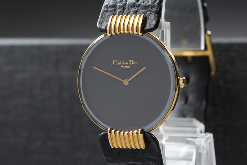 Read christian dior - christian,