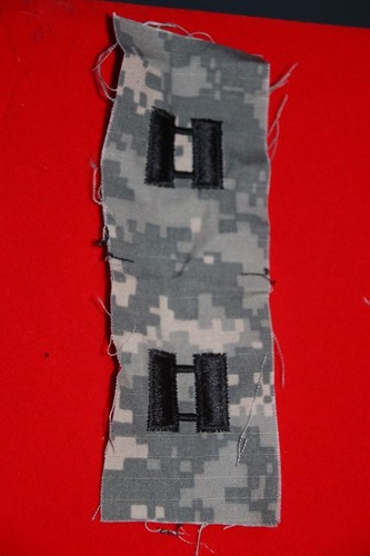 Army issue captain rank - us,