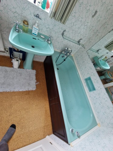 Vintage 1960 bathroom - vintage,