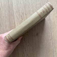Worrals Carries On (W.E. Johns