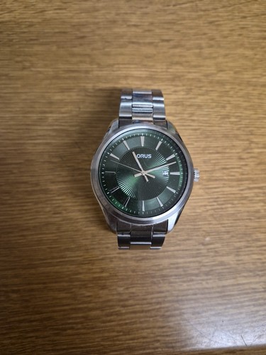 Emerald greem lorus watch got - lorus, (got