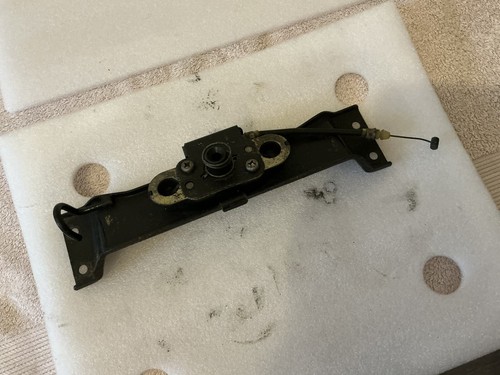Kawasaki zzr 1100 seat - zzr, latch
