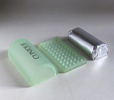 Clinique Facial Soap Bar - Mild with Dish 150g Dry Combination Skin.