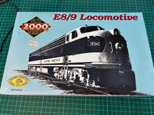 Life-Like Trains Proto 2000