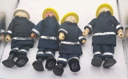 Vintage pintoy wooden - pintoy, firemen