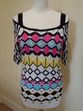 LEO GUY MULTI COLOURED COLD SHOULDER TOP WITH BEAD DETAIL - SIZE 10 (2)