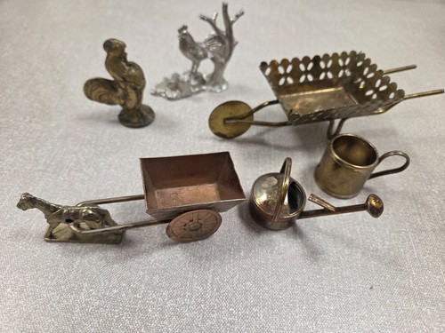 Vintage miniature metal - miniature,