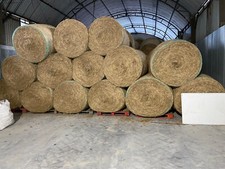 Seed Hay 5ft Large Round Bales 2025 Harvest -  Delivery possible.