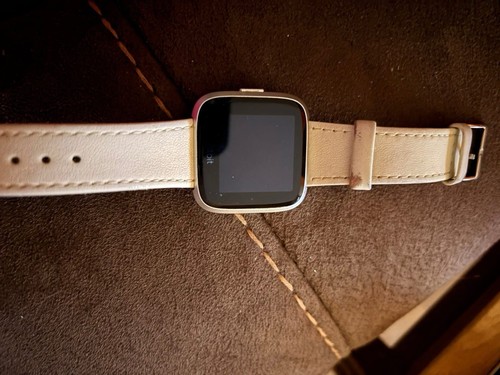 Fitbit versa light - versa,