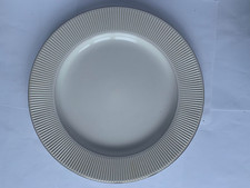 FOX & IVY  Cream Stoneware