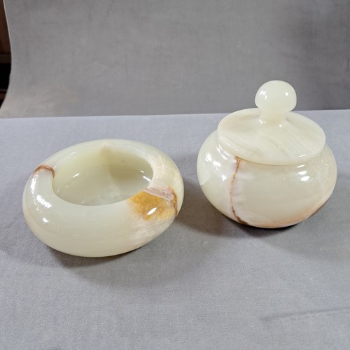 Onyx lidded pot ashtray - pot,