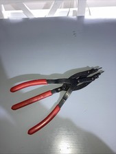 VINTAGE CHURCHILL CIRCLIP