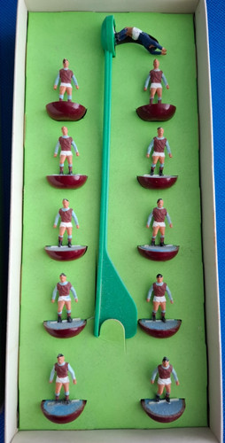 Subbuteo scale team - subbuteo,