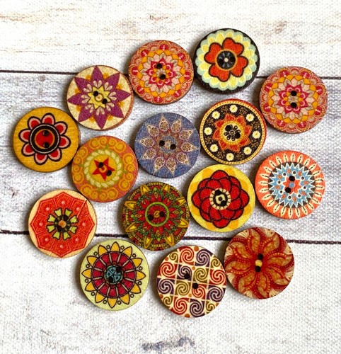Round wooden button - wooden,