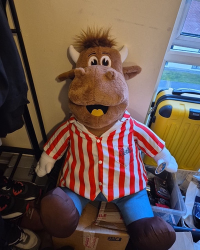 Bullseye bull large - plush, soft