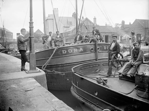 Barges brigg humberside - barges, brigg,