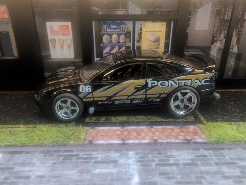 Hot wheels pontiac - hot, gto